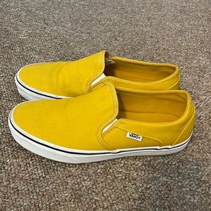 Used mustard yellow Vans